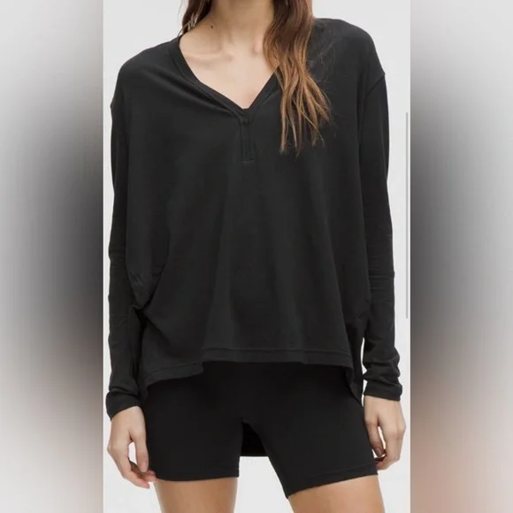 Lululemon Back in Action V Neck Long sleeve - Picture 2 of 11